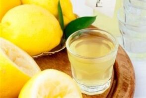Jugo de limón en una mezcla con un huevo normaliza el azúcar en la sangre en la diabetes